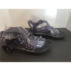 Chaco ZX / 2 Womens 10 Blue Southwest Aztec Toe Loop Strappy Sandals